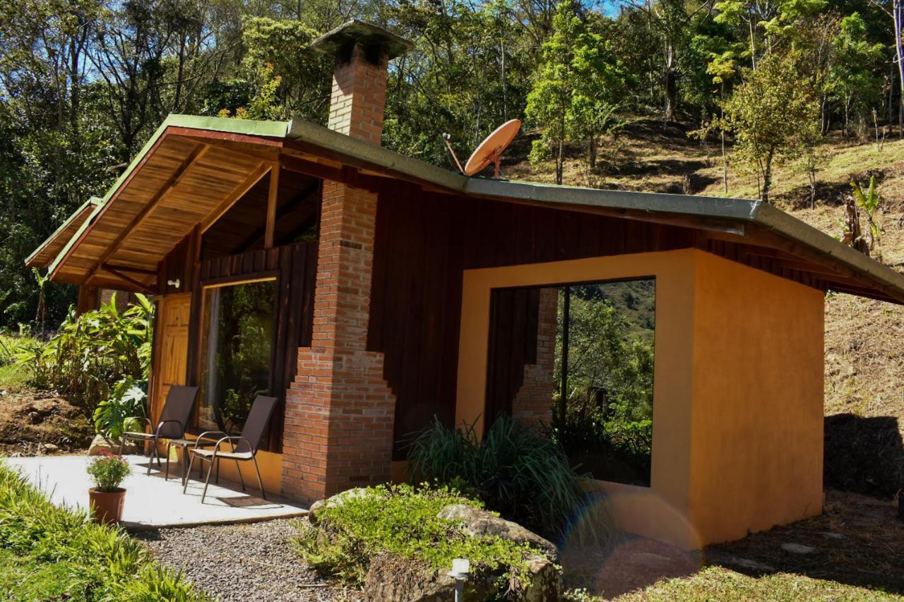 El Toucanet Lodge Copey Kültér fotó